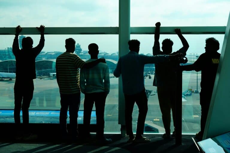 reisegruppen eta reisebueros eta familenantrag